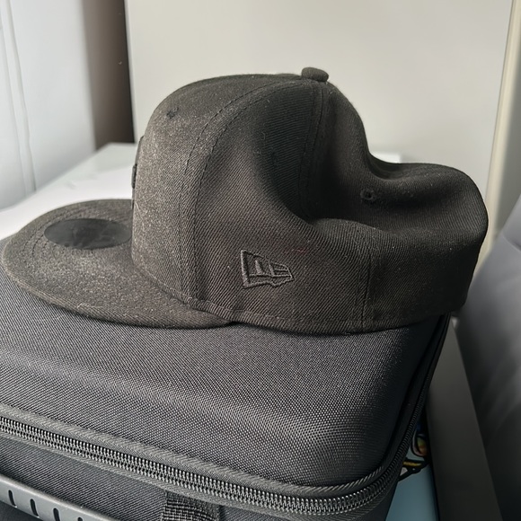 Full Black Los Angeles dodgers hat - Picture 4 of 4